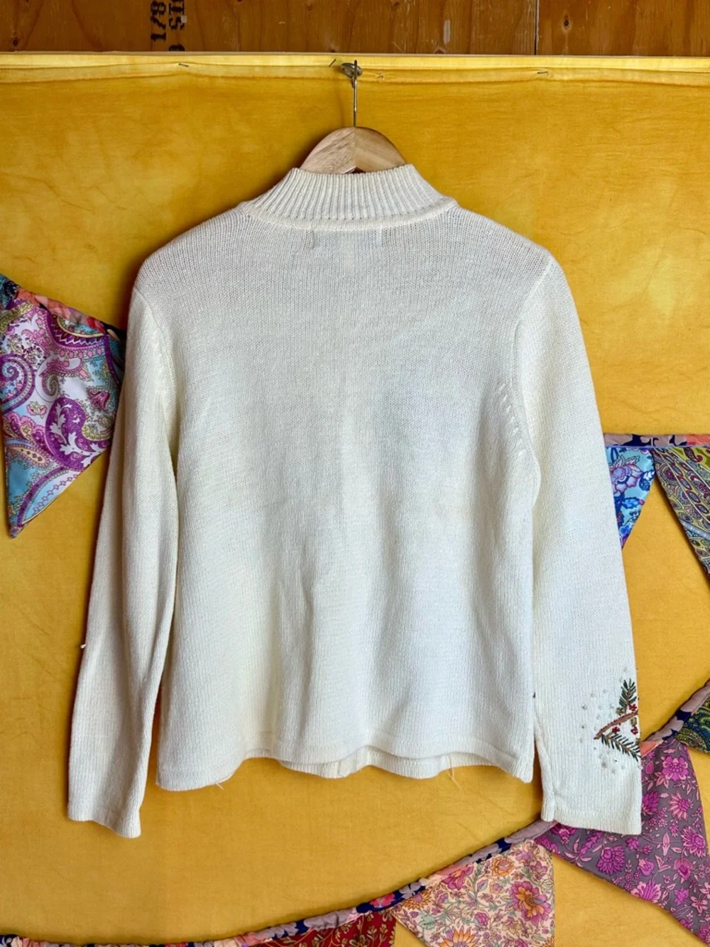 Vintage Cardinal Christmas Sweater Cardigan - Picture 5 of 7